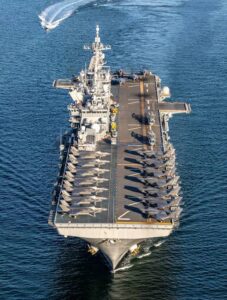 Us Navy aircraft carrier