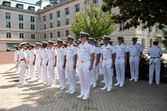 How to join the US Navy academy